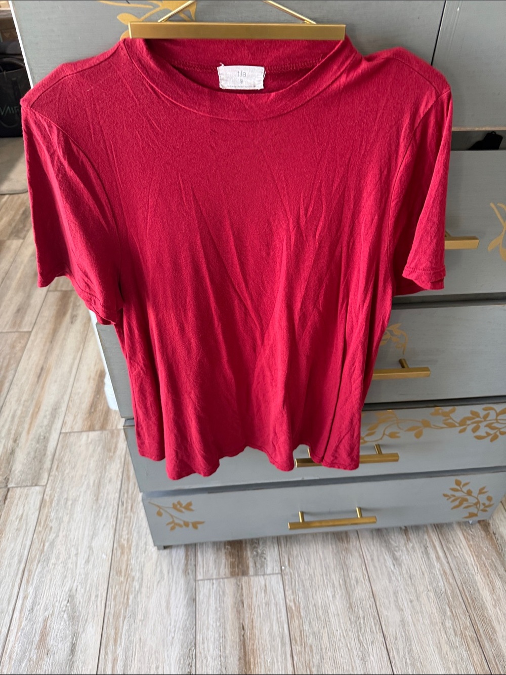 TNA Short Sleeve Crewneck Tee in Deep Rose
